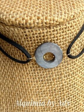CHOKER Gray  MOTHER OF PEARL Shell Donut Necklace on Black Cord